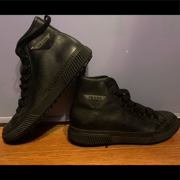 Prada high top sneakers for mens - Picture 2 of 4